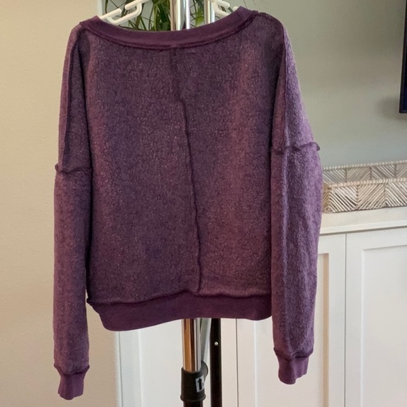 T2LOVE SWEATSHIRT 10 - Picture 2 of 2